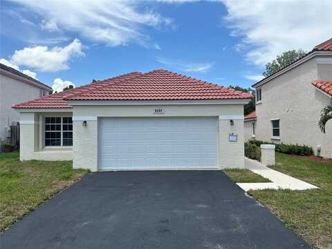 9157 Magnolia Ct, Davie, FL 33328