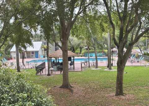 2112 S Cypress Bend Dr, Pompano Beach, FL 33069
