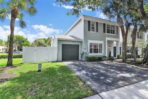 9460 Stanley Ln, Tamarac, FL 33321