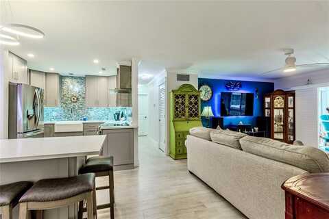 6517 Bay Club Dr, Fort Lauderdale, FL 33308