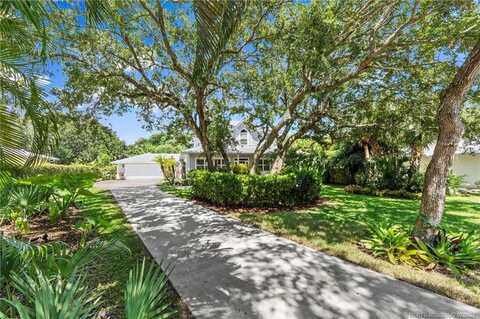 3641 SE Silver Court, Stuart, FL 34997