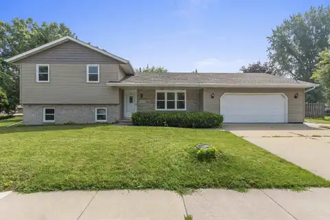 1208 ORCHARD Drive, KAUKAUNA, WI 54130