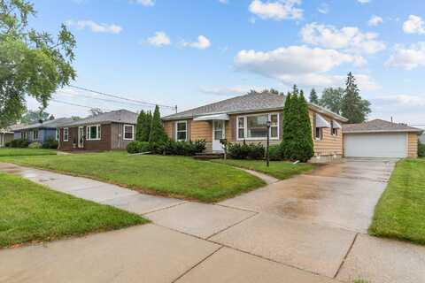 309 E 17TH Street, KAUKAUNA, WI 54130