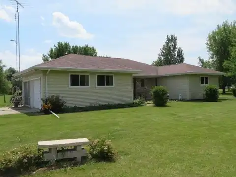 W6984 FOX Drive, FOND DU LAC, WI 54937