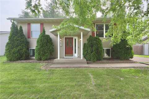 2817 Abbe Hill Drive, Eau Claire, WI 54703