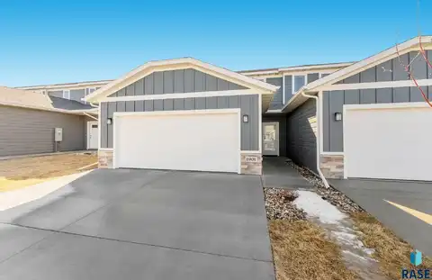 6901 W Gresford Pl, Sioux Falls, SD 57106