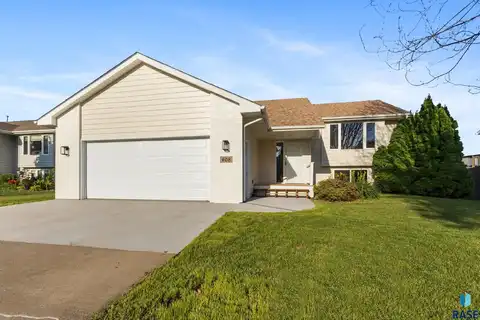 608 N Dubuque Ave, Sioux Falls, SD 57110