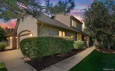 1211 Autumn Drive, Troy, MI 48098