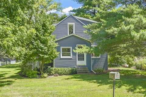 3257 SAINT CLAIR Drive, Rochester Hills, MI 48309