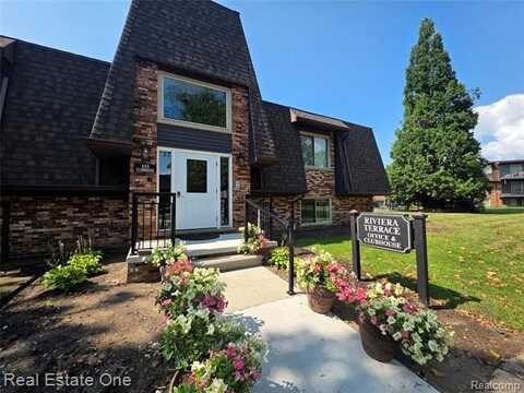 311 Riviera Drive, Saint Clair Shores, MI 48080
