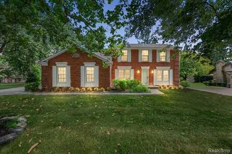 21309 Parklane Street, Farmington Hills, MI 48335