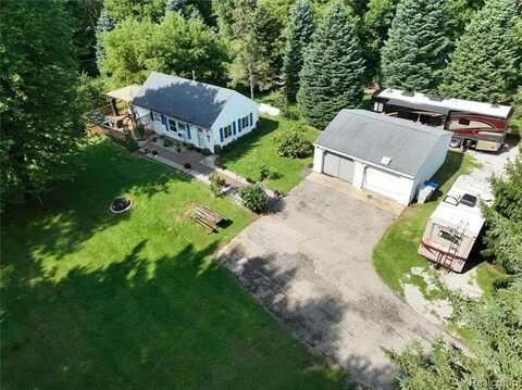 3220 Swarthout Road, Pinckney, MI 48169
