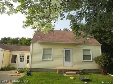 2469 Auburn Road, Shelby, MI 48317