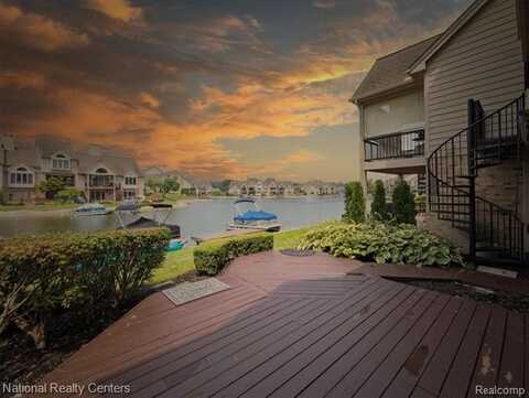 47708 Blue Heron Drive S, Northville, MI 48168