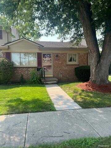 9746 Pine, Taylor, MI 48180