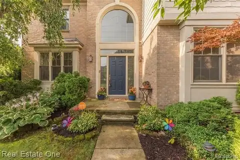 558 Highlands Drive, Canton, MI 48188