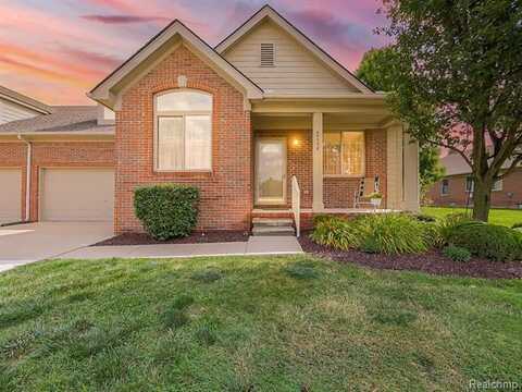 49798 Muskegon River Drive, Macomb, MI 48042