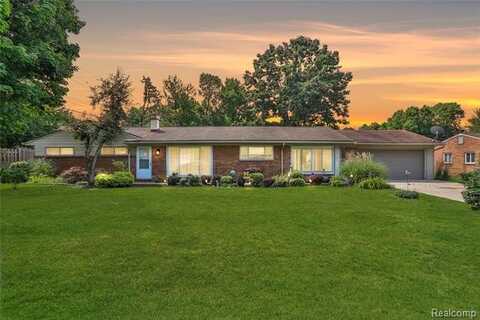 1766 Ashstan Drive, Walled Lake, MI 48390