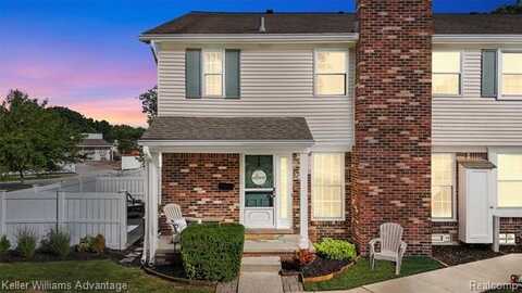 42105 Roscommon Street, Novi, MI 48167