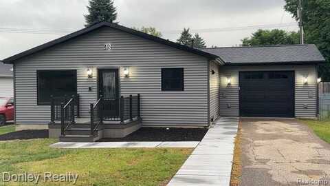 42 Hartley Street, Lapeer, MI 48446