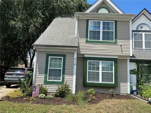 916 Pocahontas Court, Smithfield, VA 23430