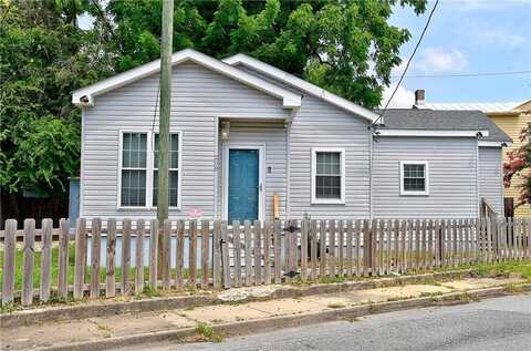 208 Gilmerton Avenue, Portsmouth, VA 23704