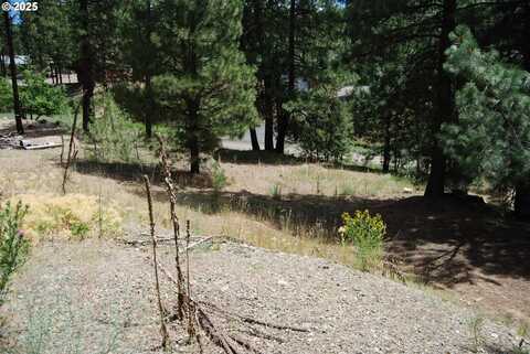 554 N Bonanza ST, Sumpter, OR 97877