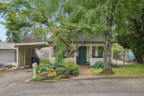 156 ELLA ST, Oregon City, OR 97045