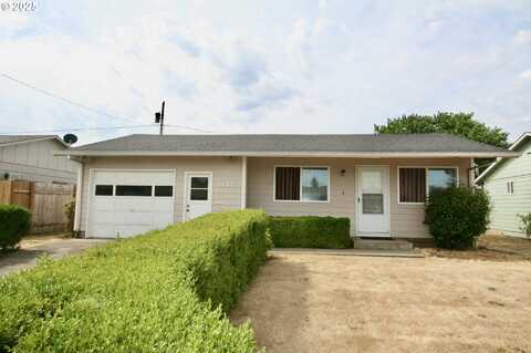 1332 THOMPSON RD, Woodburn, OR 97071