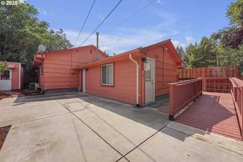 9212 SE BUSH ST, Portland, OR 97266