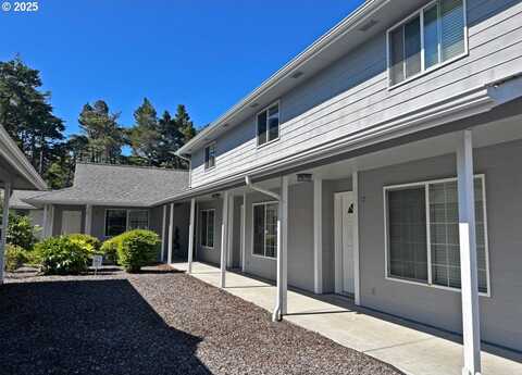 1150 HEMLOCK ST, Florence, OR 97439