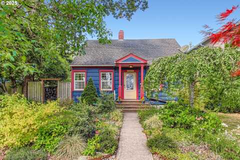 8325 N NEWMAN AVE, Portland, OR 97203