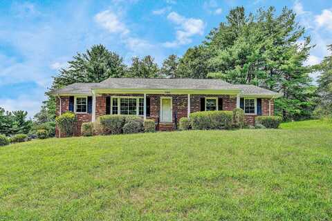 2720 Willowbrook DR, Roanoke, VA 24012