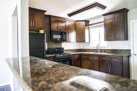 520 Glover AVE unit: C, Chula Vista, CA 91910