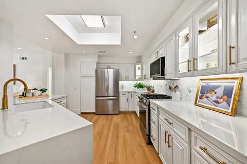 12370 Carmel Country Rd unit: 105, San Diego, CA 92130
