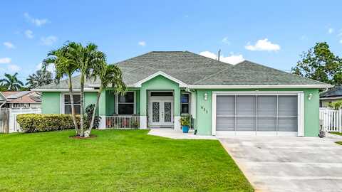 633 SE Dean Terrace, Port Saint Lucie, FL 34984