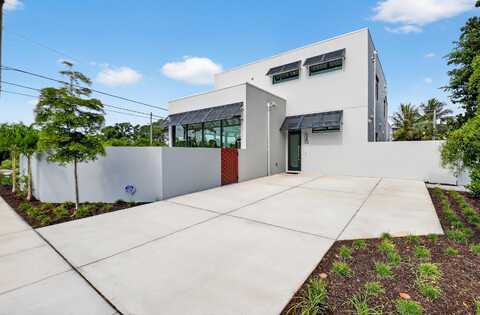 203 SW 2nd Street, Delray Beach, FL 33444