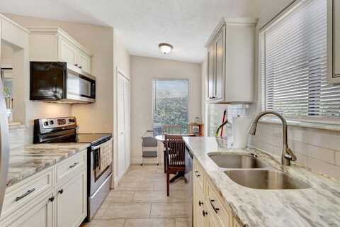 11901 Sturbridge Lane, Wellington, FL 33414