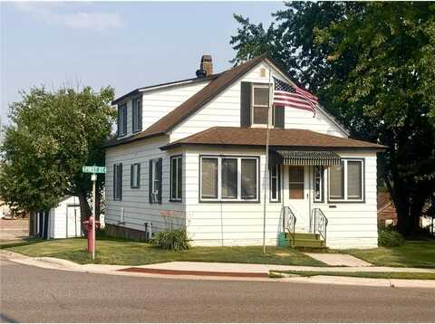 2 1st Street, Nashwauk, MN 55769
