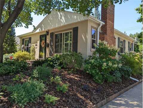 1559 Chelsea Street, Saint Paul, MN 55108