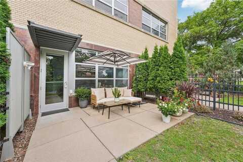 111 E Franklin Avenue, Minneapolis, MN 55404