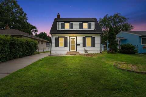 1566 Grotto Street N, Saint Paul, MN 55117