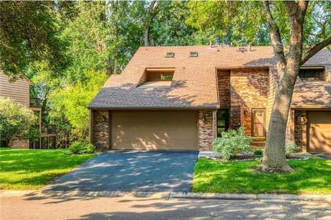 11210 36th Place N, Plymouth, MN 55441