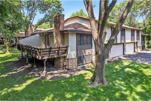 3785 Brookdale Circle N, Brooklyn Park, MN 55443