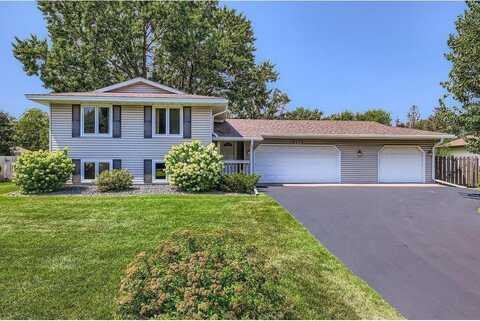 8173 Kyle Avenue N, Brooklyn Park, MN 55443