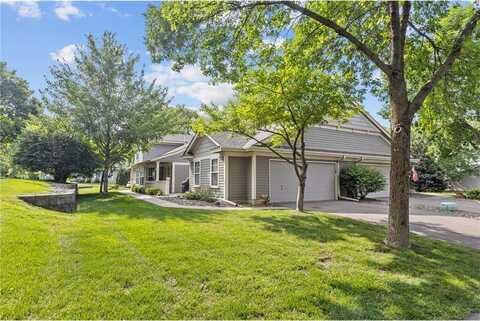 864 Ivy Lane, Eagan, MN 55123