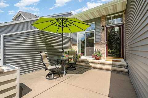 521 Spruce Drive, Hudson, WI 54016