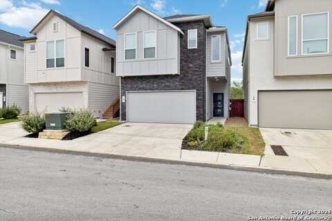8851 OAKLAND RD, San Antonio, TX 78240