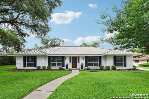 662 Weatherly Drive, Windcrest, TX 78239