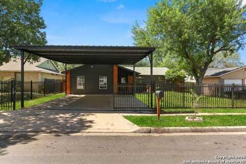 3927 Pipers Ct, San Antonio, TX 78251